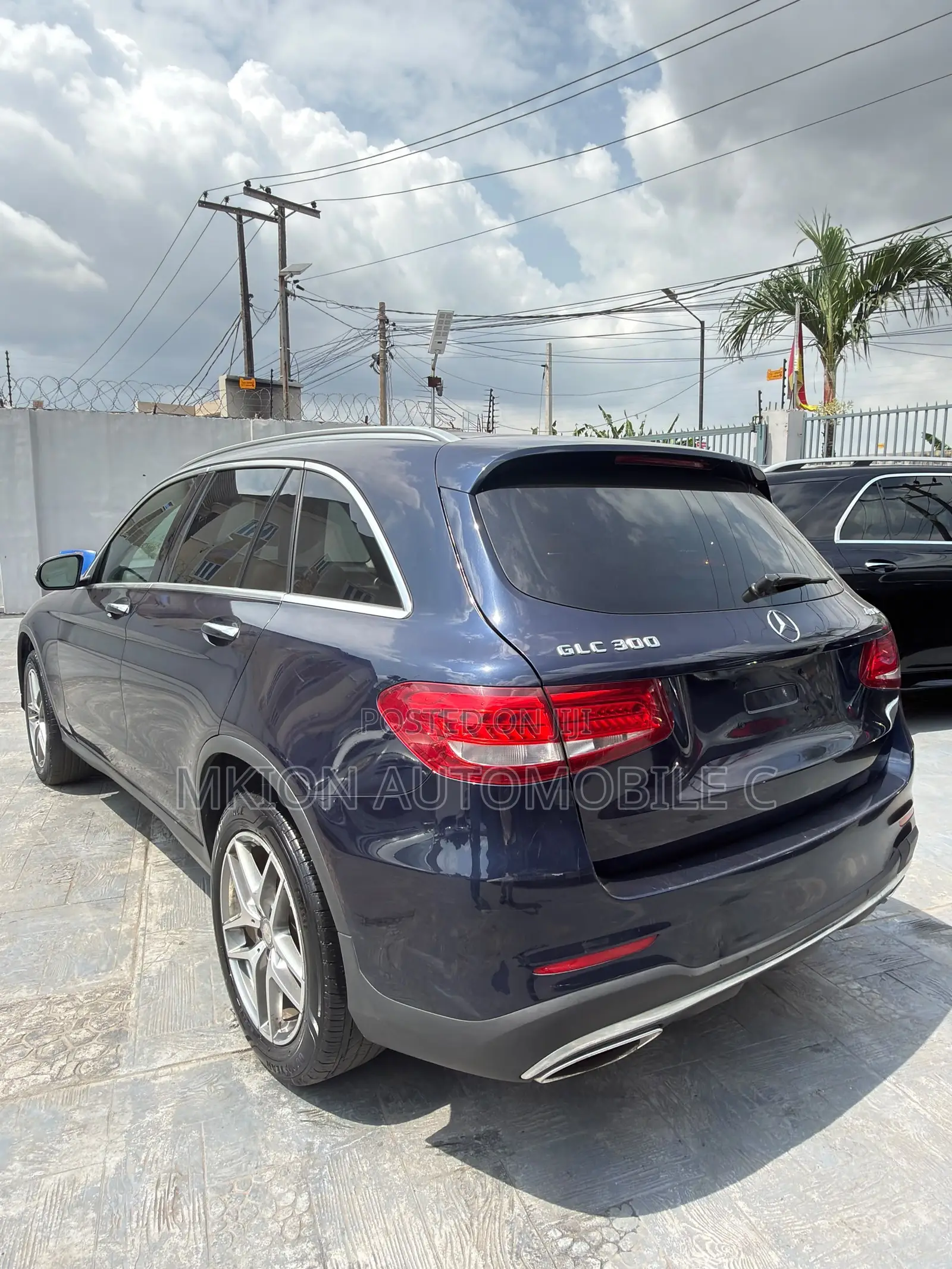 Mercedes-Benz GLC-Class 2016 Blue