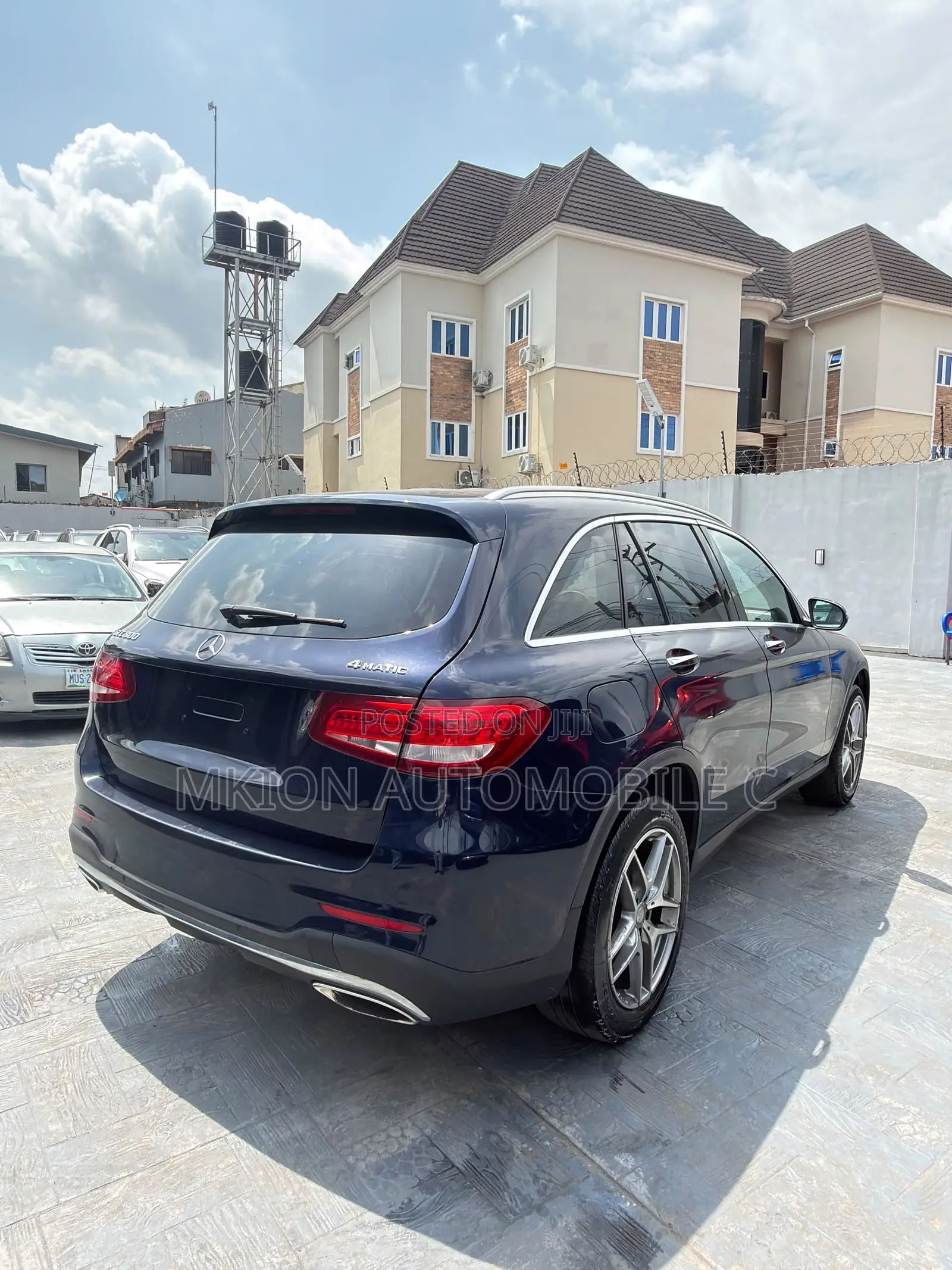 Mercedes-Benz GLC-Class 2016 Blue