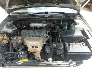 Toyota Camry 2000 Gray