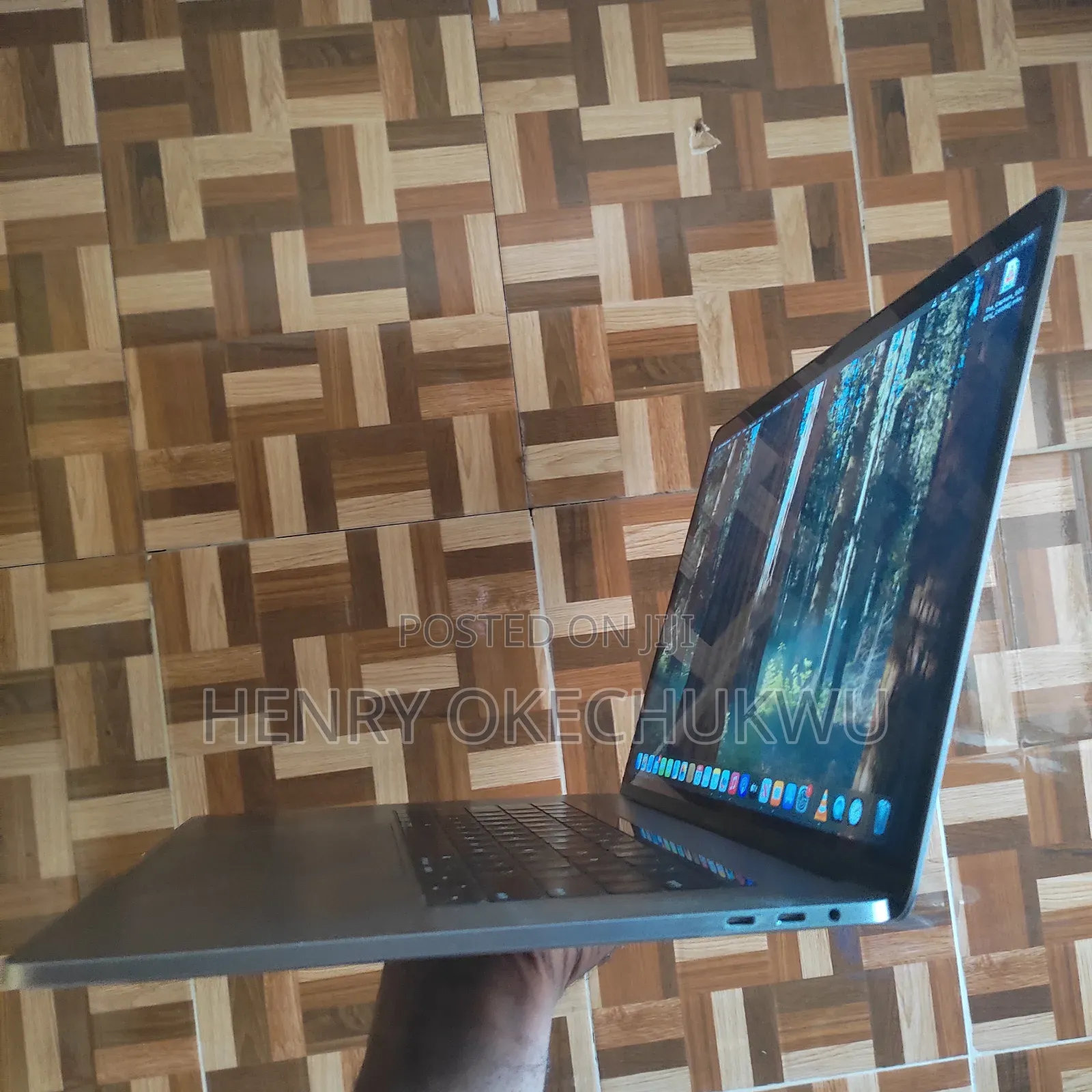 Laptop Apple MacBook 2019 16GB Intel Core i9 HDD 500GB