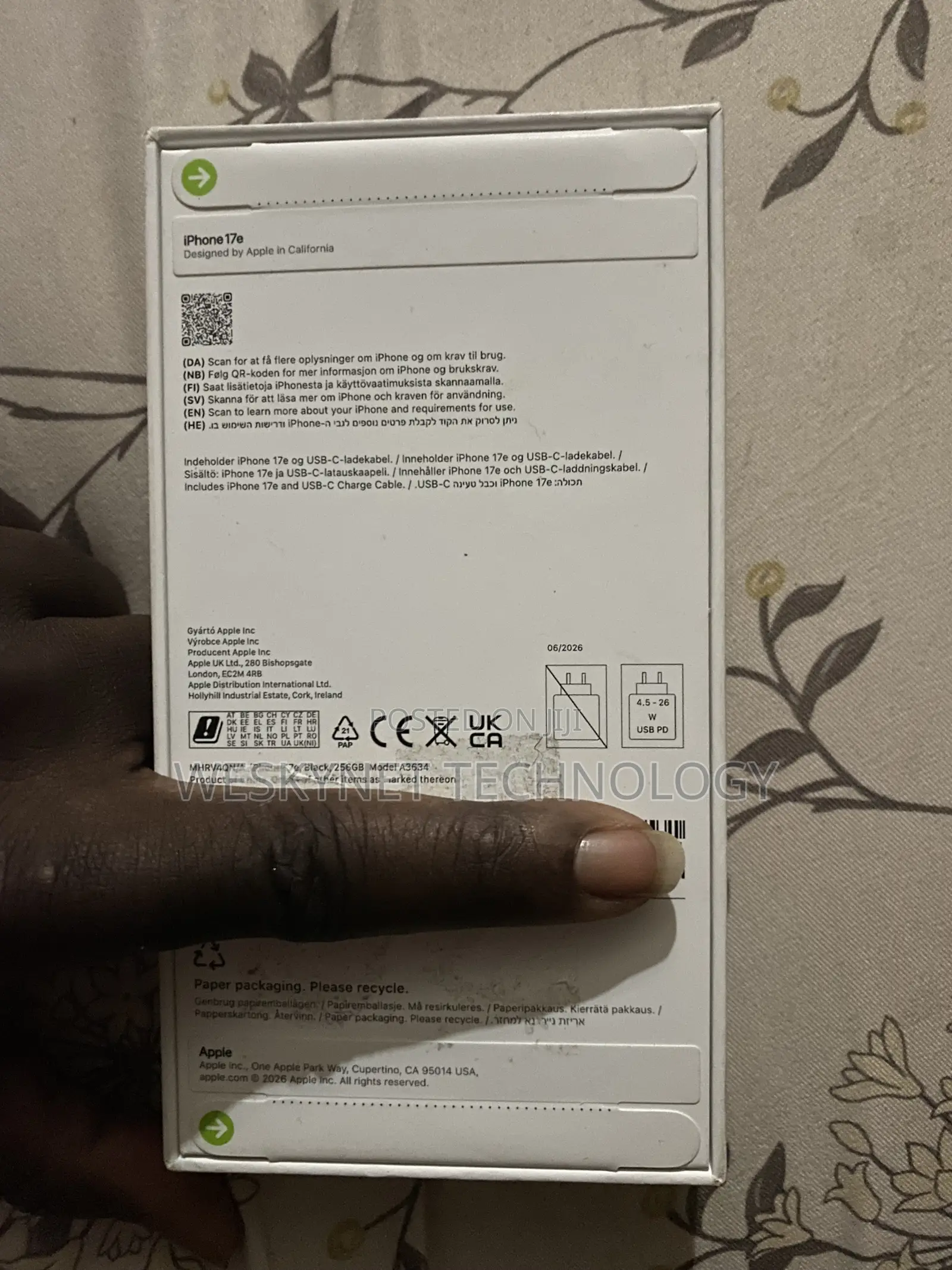 New Apple iPhone 17e 256 GB Black