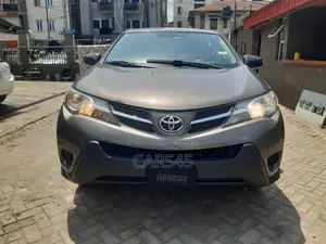 Toyota RAV4 2015 Gray