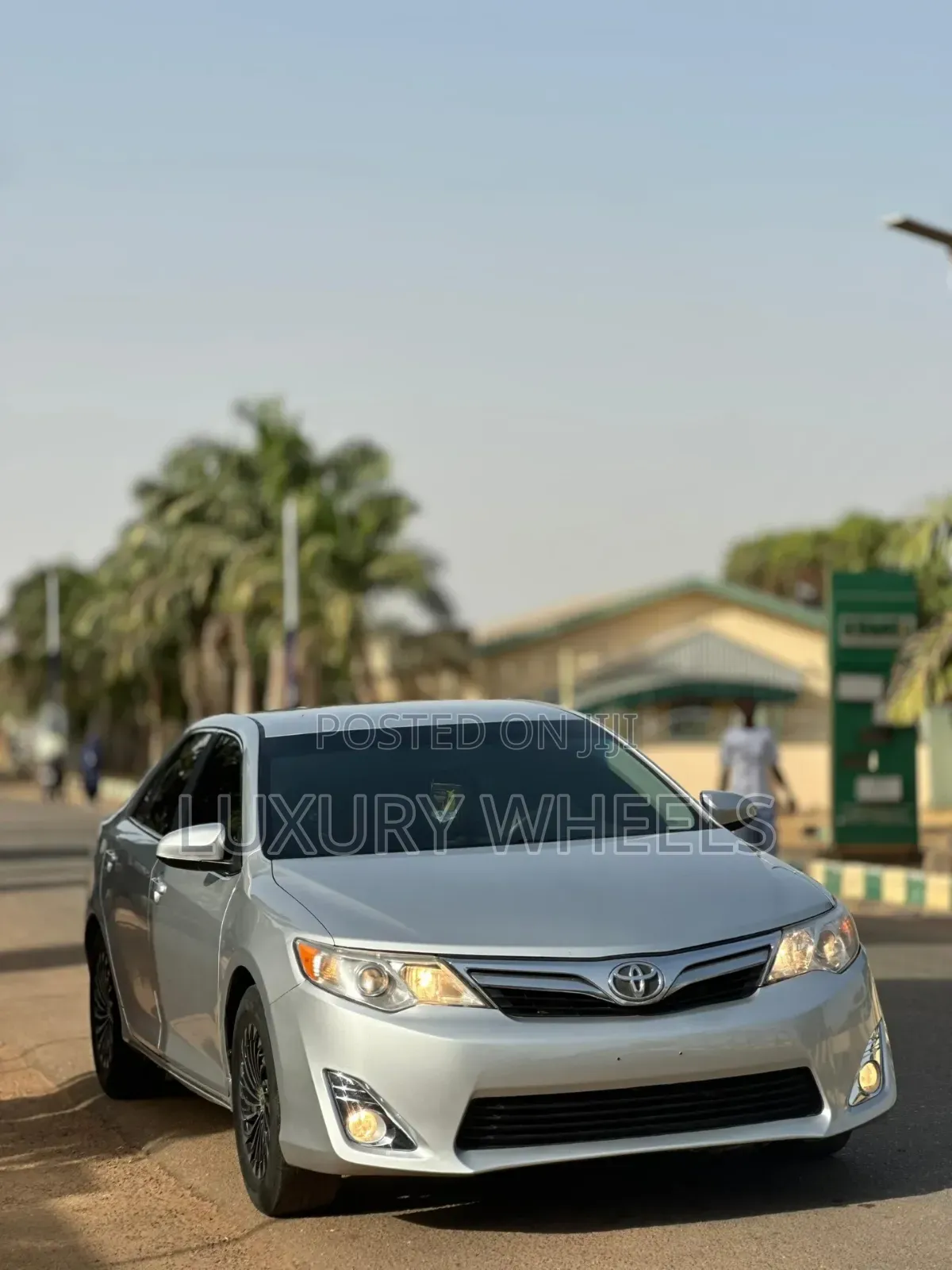 Toyota Camry 2013 Silver