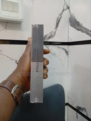 New Samsung Galaxy Z Flip4 512 GB Black