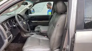 Toyota Tundra 2010 Silver