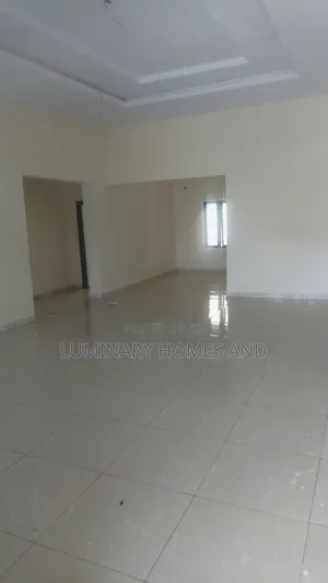 2bdrm Block of Flats in Military Zone, FHA for rent