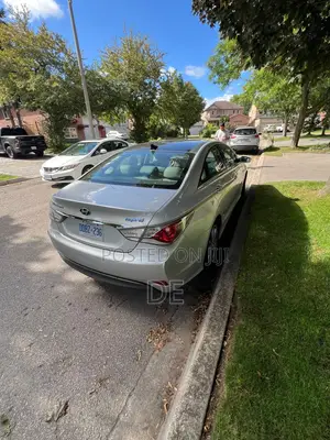 Hyundai Sonata Hybrid 2012 Silver