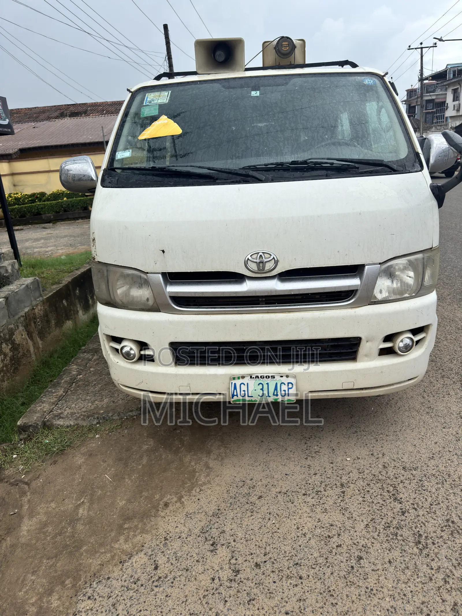 Toyota HiAce 2008 White