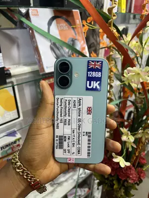 Apple iPhone 16 128 GB Green
