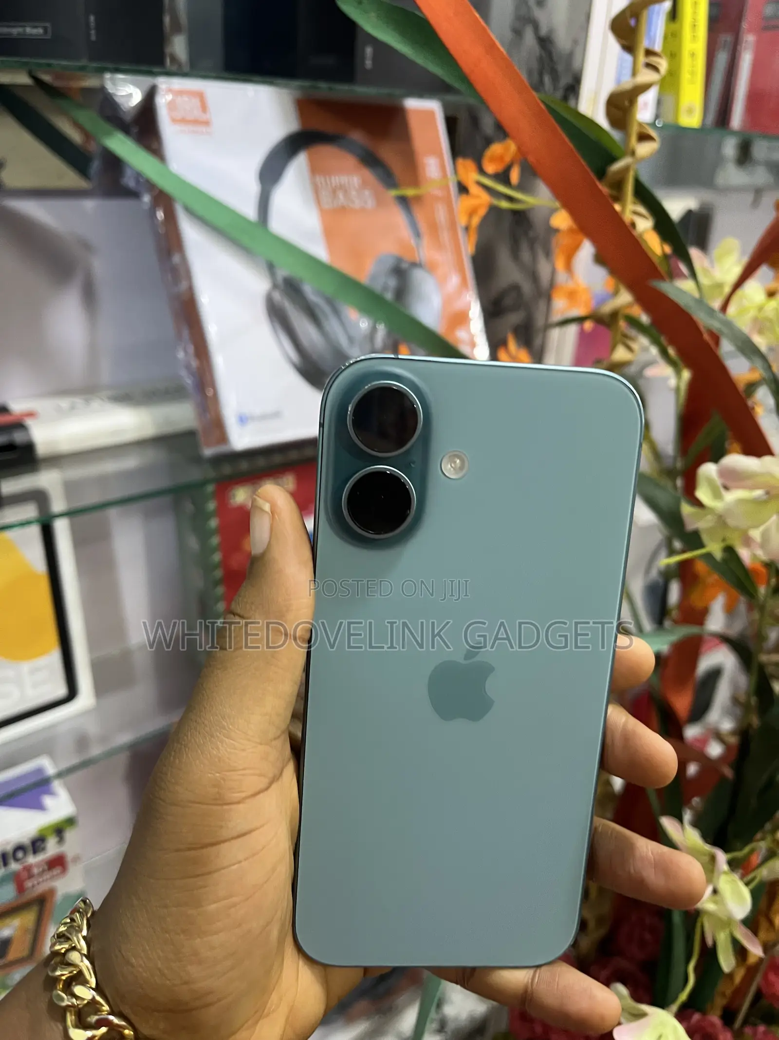 Apple iPhone 16 128 GB Green