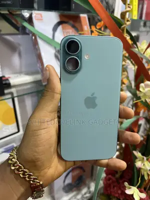 Apple iPhone 16 128 GB Green