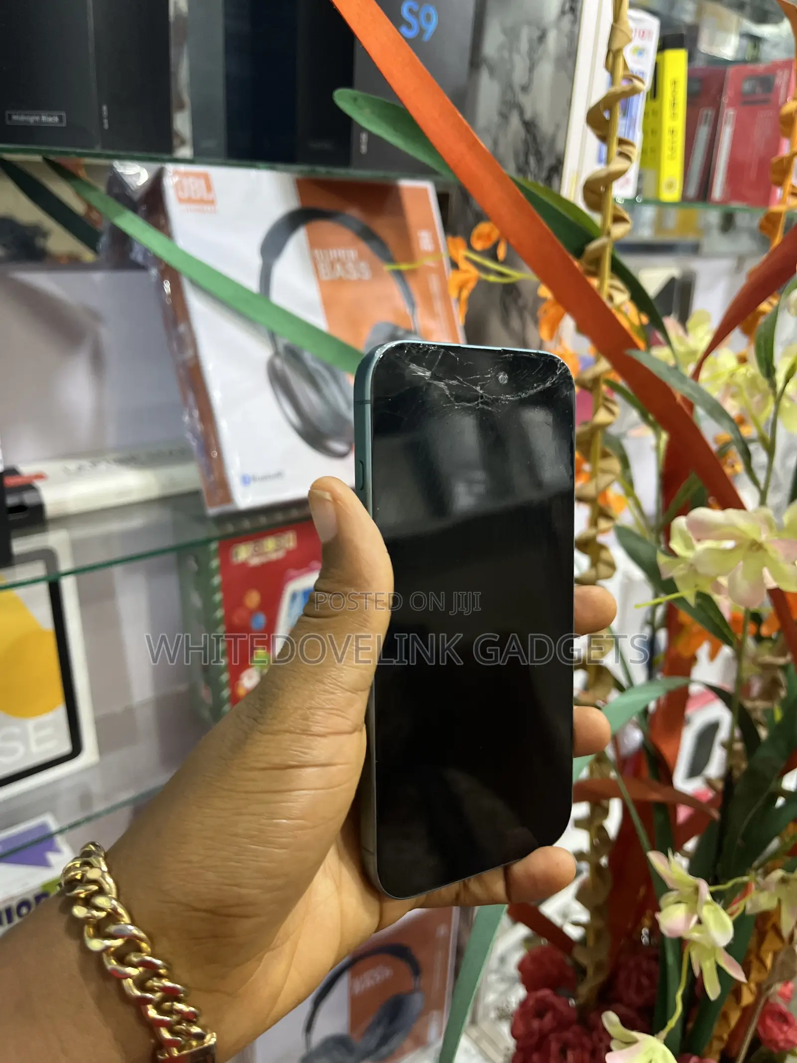 Apple iPhone 16 128 GB Green
