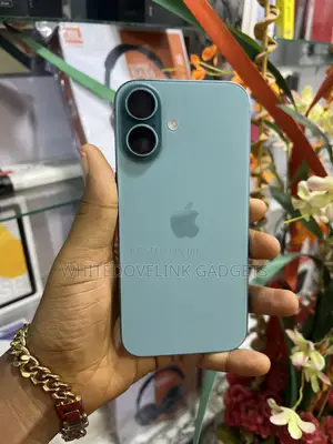 Apple iPhone 16 128 GB Green