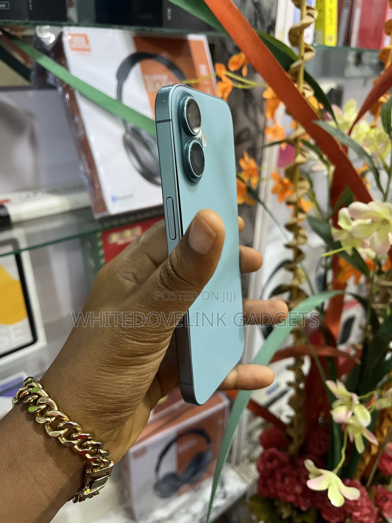 Apple iPhone 16 128 GB Green