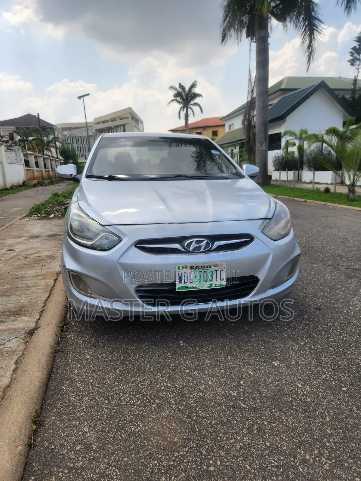 Hyundai Accent 2012 Silver
