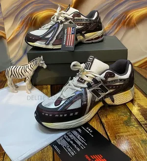 *New Balance*
*Mr740sc*
*Running Course*
*Size 40— -46*