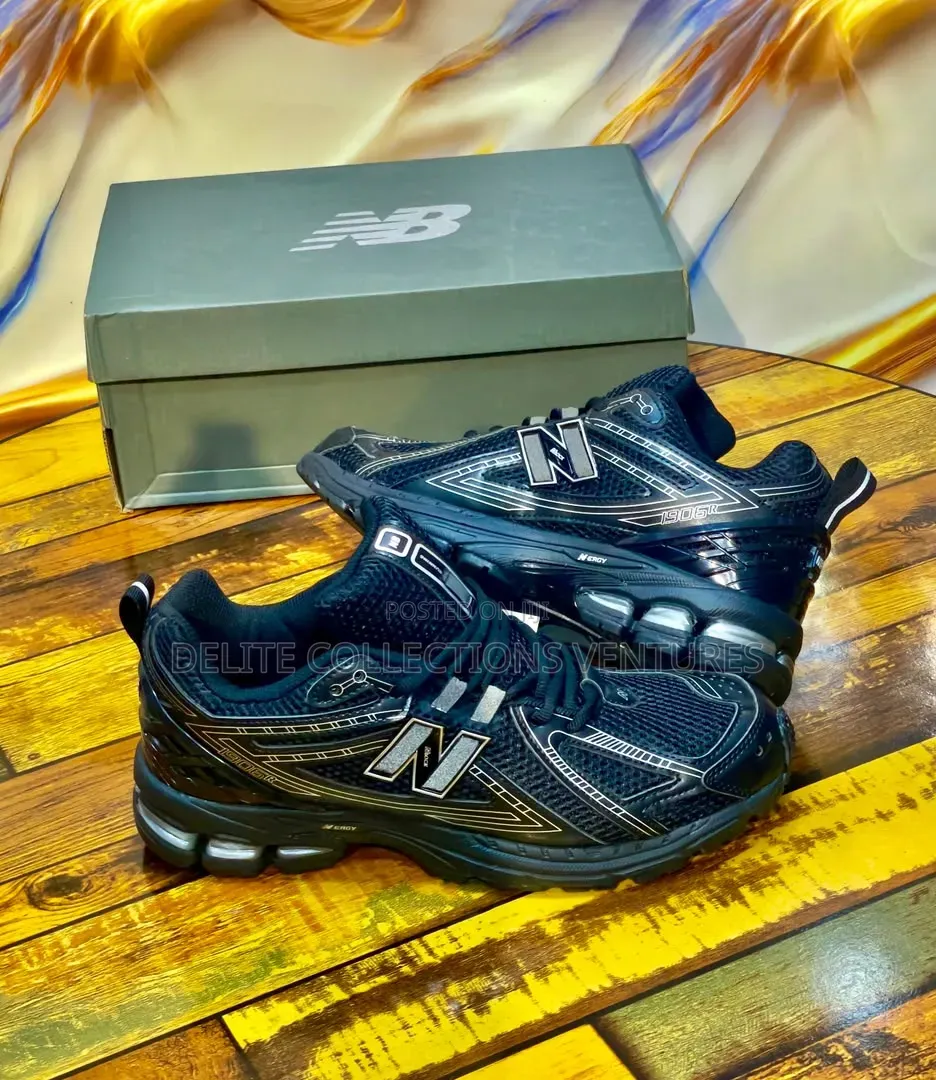 *New Balance*
*Mr740sc*
*Running Course*
*Size 40— -46*