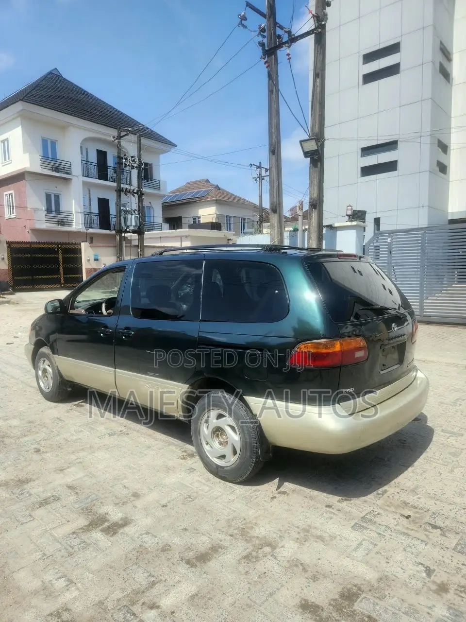 Toyota Sienna 2002 Blue