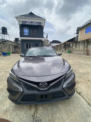 Toyota Camry SE 2023 Black