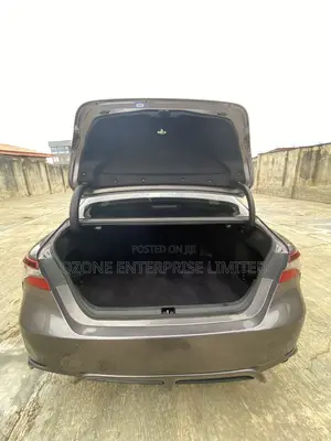 Toyota Camry SE 2023 Black