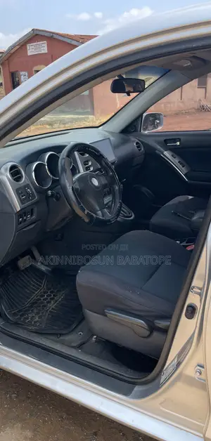 Toyota Matrix 2006 Silver
