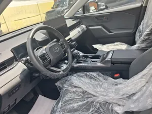 Toyota RAV4 2025 White
