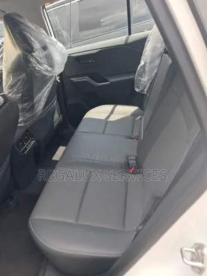 Toyota RAV4 2025 White
