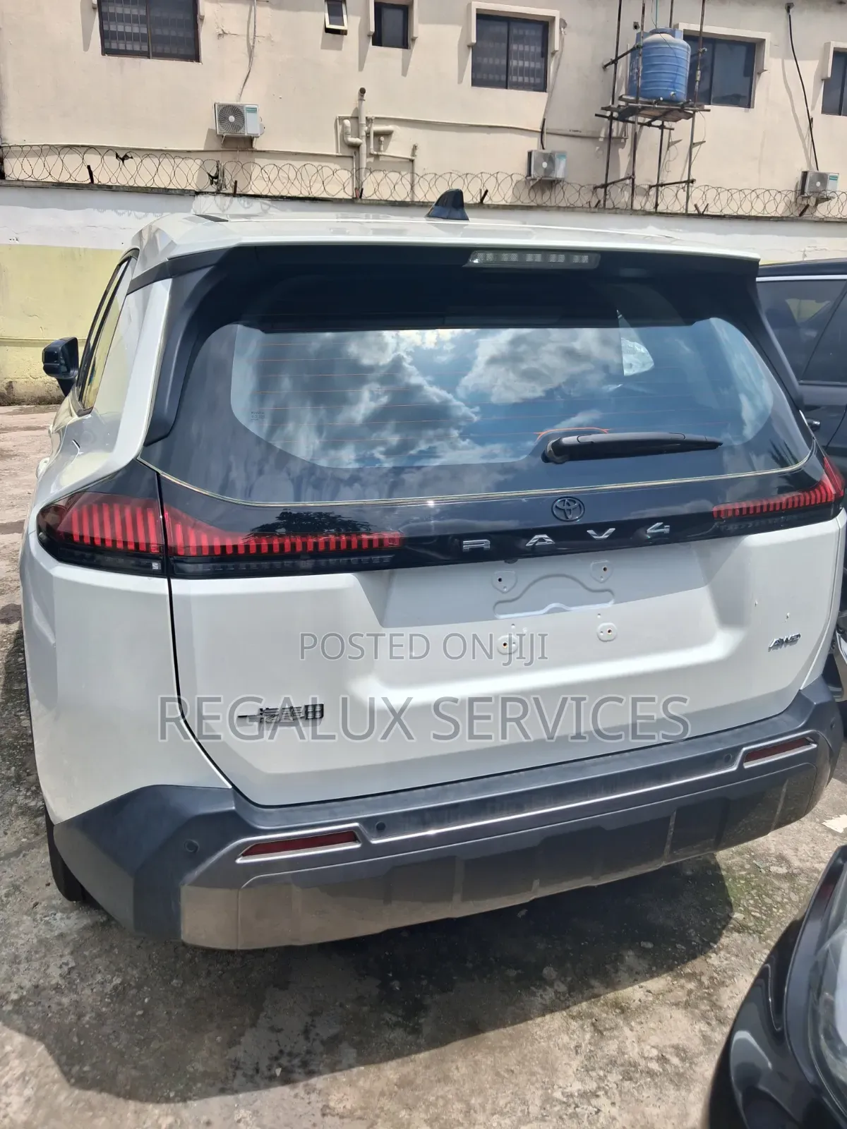 Toyota RAV4 2025 White