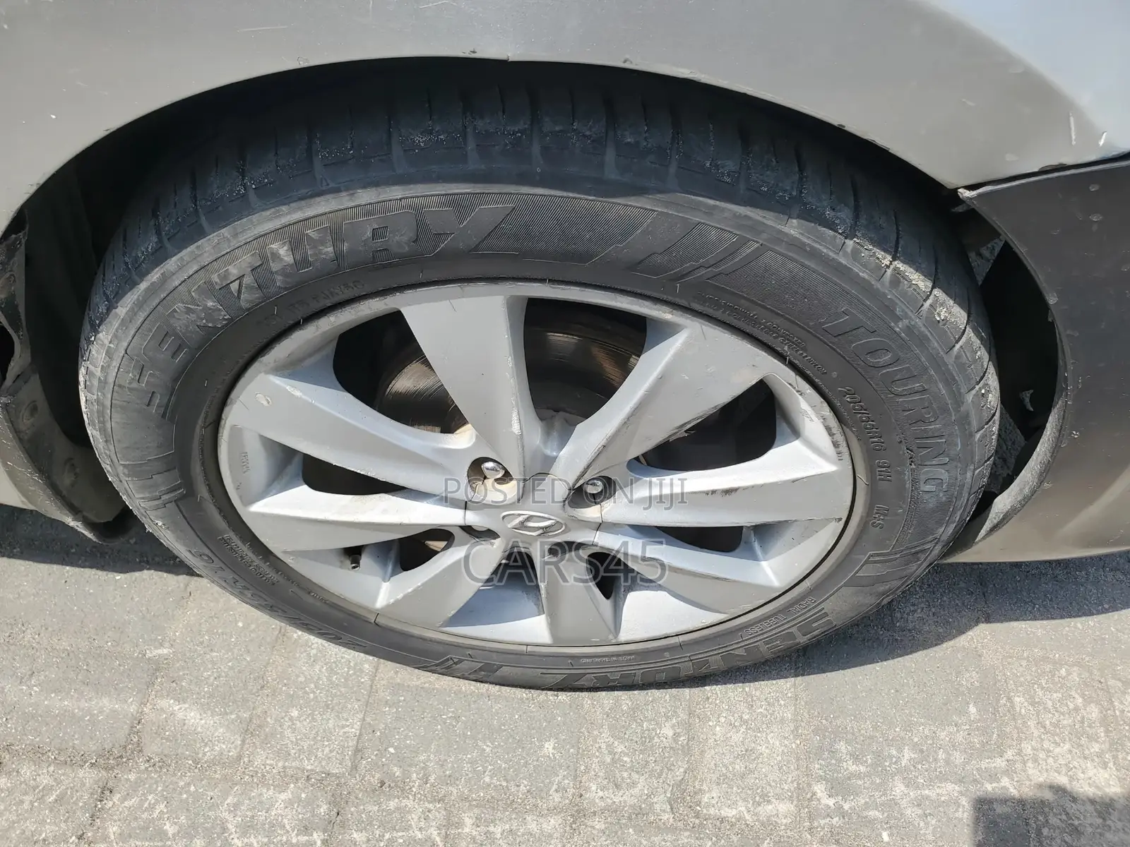 Hyundai Accent 2014 Silver