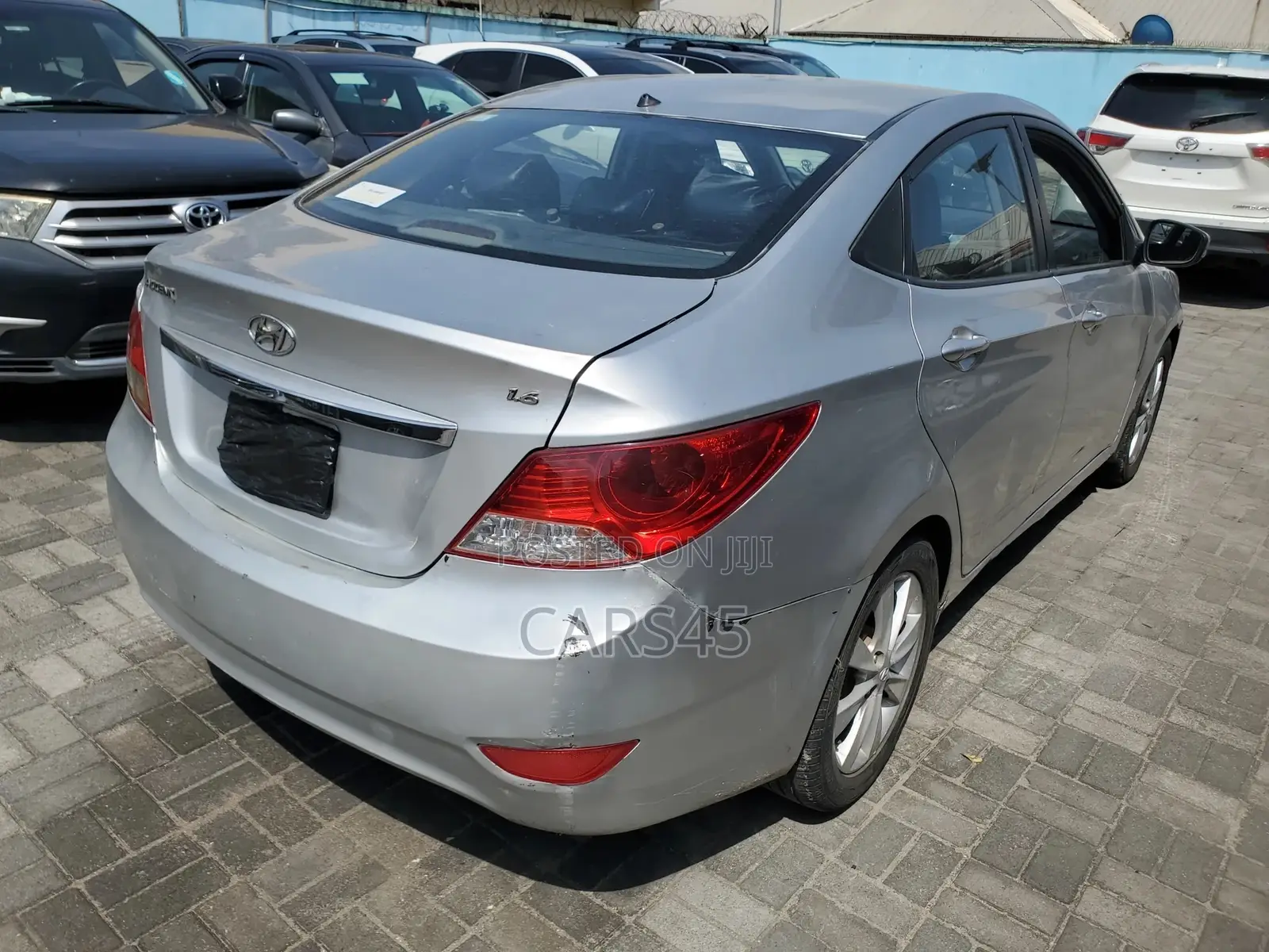 Hyundai Accent 2014 Silver