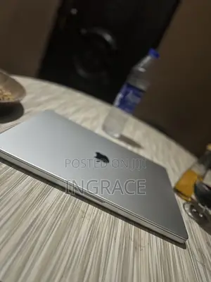 Laptop Apple MacBook Pro 2023 M3 Max 36GB Apple M3 Max SSD 1T