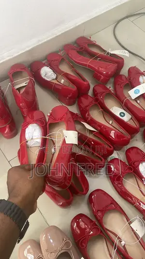 Men and Women Quality Shoes - Sneakers, Heels, Loafers, Sizes 37to47