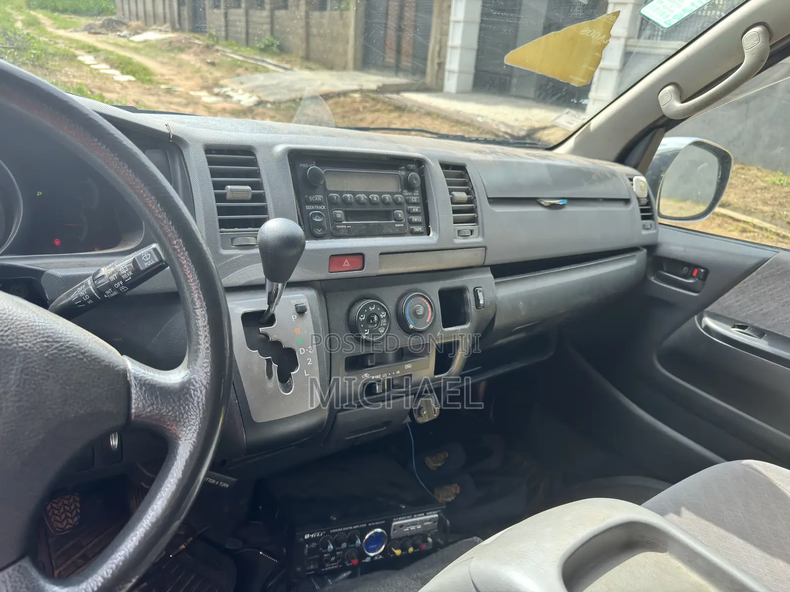 Toyota HiAce 2008 White