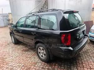 Honda Pilot 2005 Black