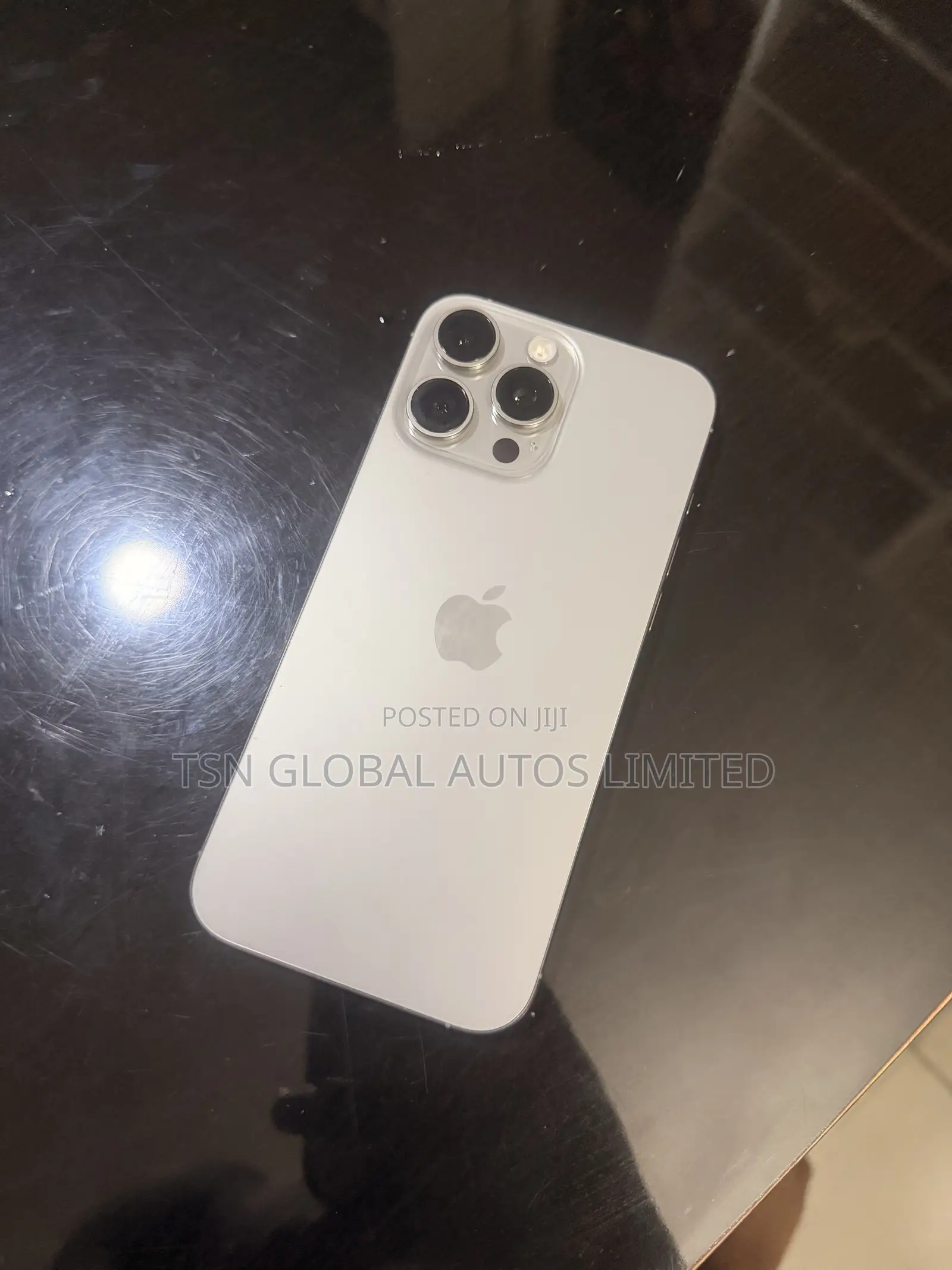 Apple iPhone 16 Pro Max 1 TB Silver