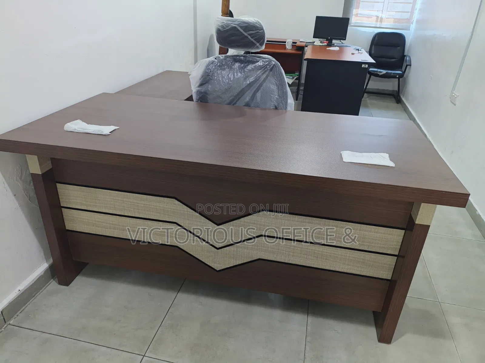Executive 1.6m Table