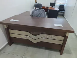 Executive 1.6m Table