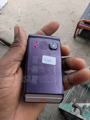 Sony Ericsson W380 Purple
