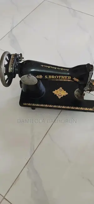 Manual Sewing Machine