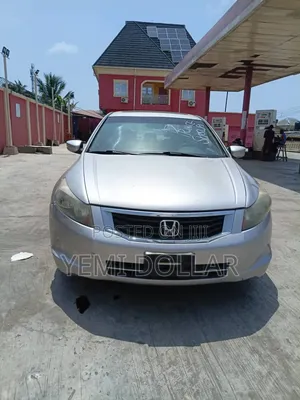 Honda Accord 2010 Silver