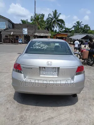 Honda Accord 2010 Silver