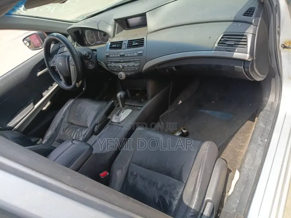 Honda Accord 2010 Silver