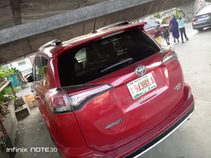 Toyota RAV4 2013 Red