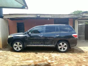 Toyota Highlander Limited 2011 Black