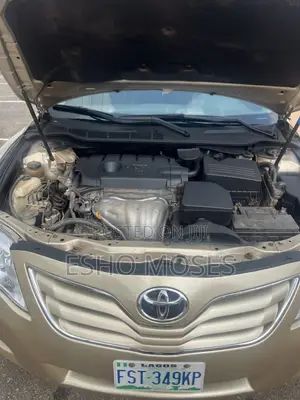 Toyota Camry 2011 Gold