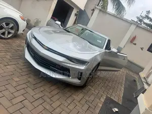 Chevrolet Camaro 2018 Silver