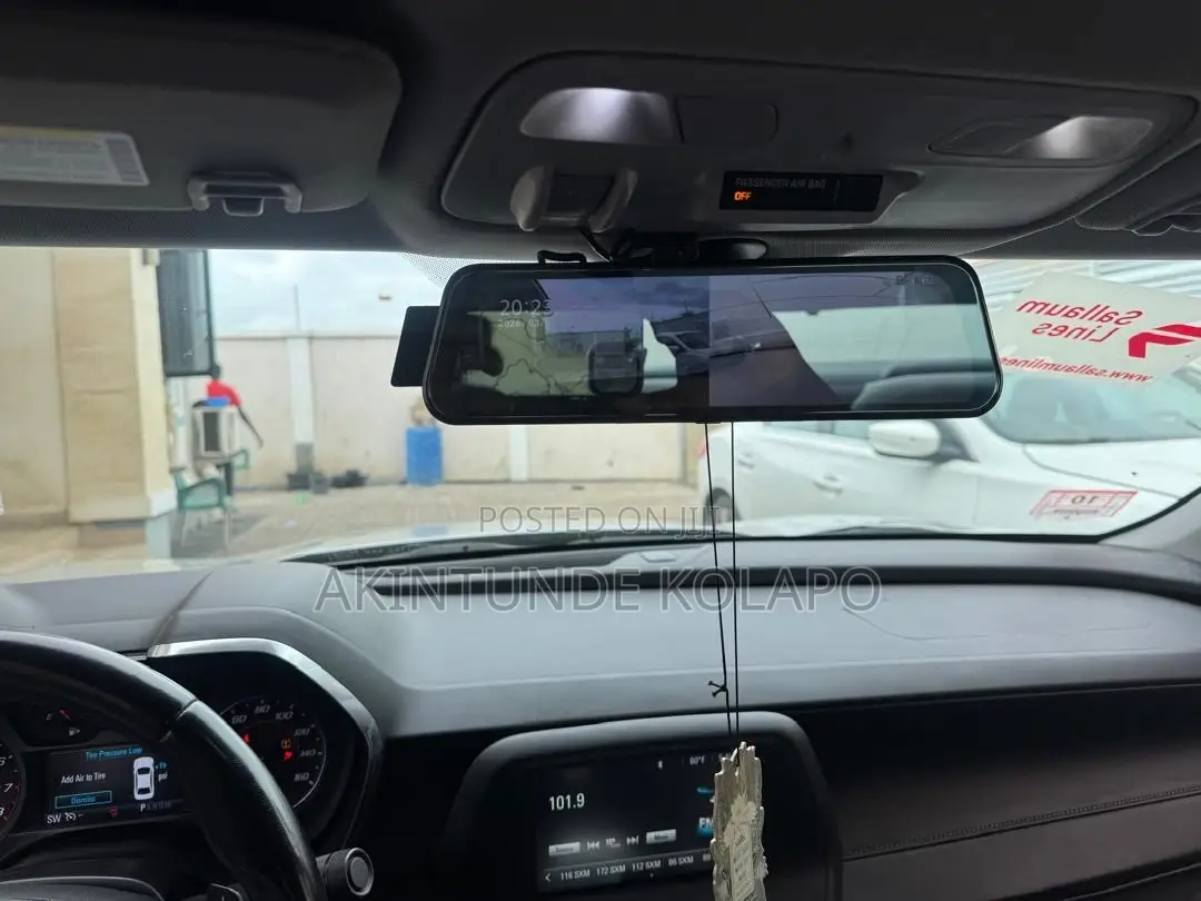 Chevrolet Camaro 2018 Silver