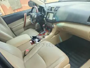 Toyota Highlander Limited 2011 Black