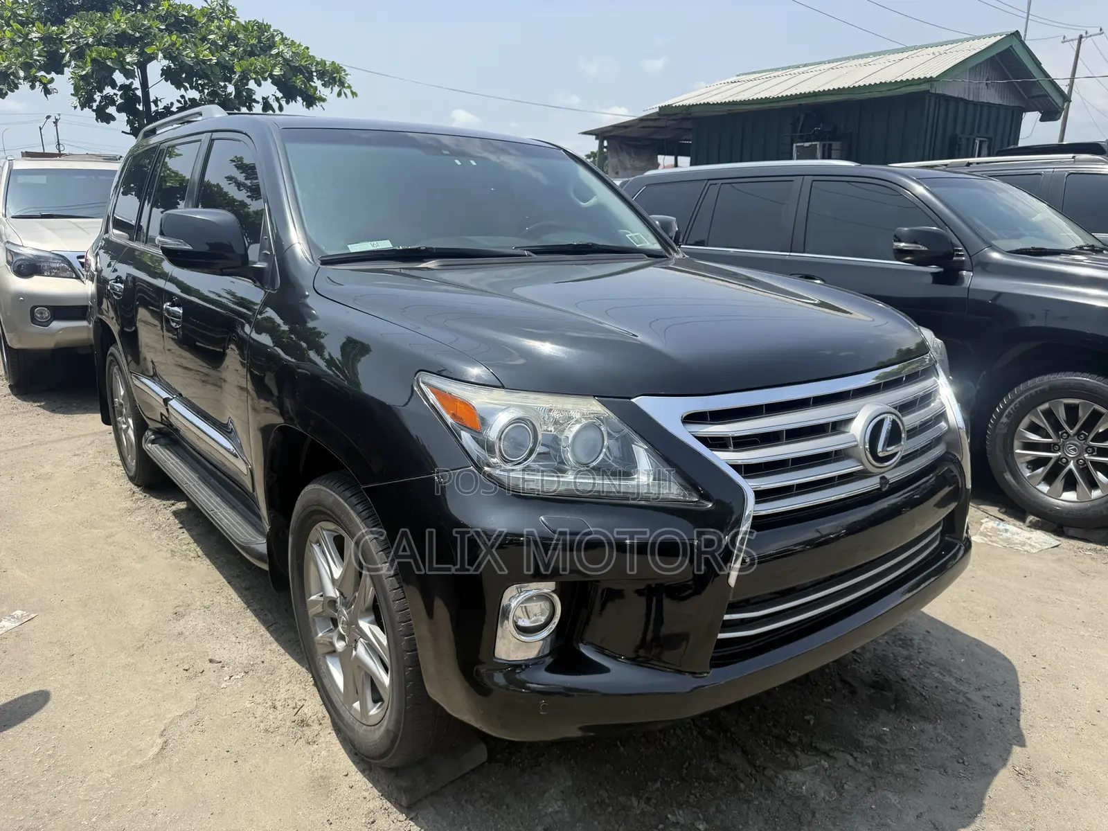 Lexus LX 2016 Black