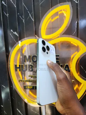 New Apple iPhone 15 Pro Max 256 GB Silver